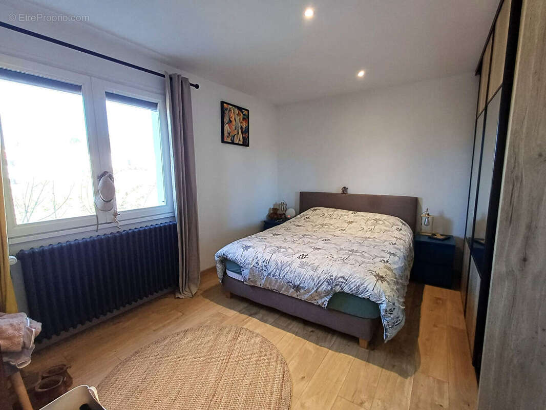 Maison Cournon D Auvergne 7 pièce(s) 165 m2 - photo 8