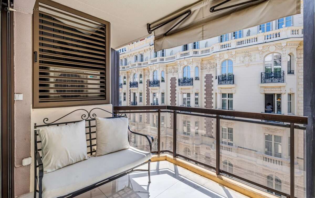 Appartement à CANNES