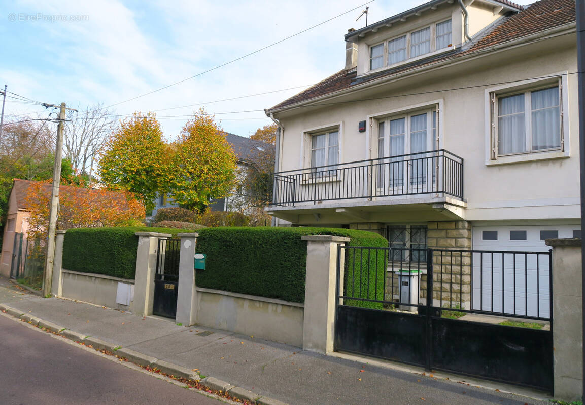 Maison à RUEIL-MALMAISON