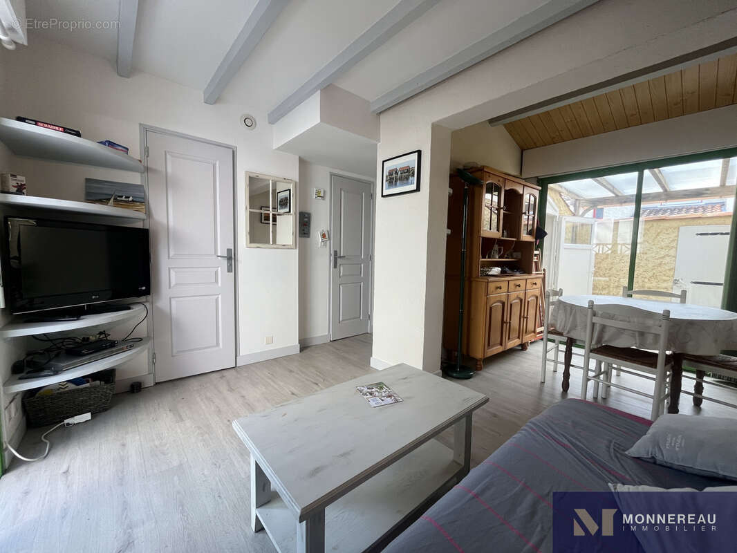 Maison à LES MATHES