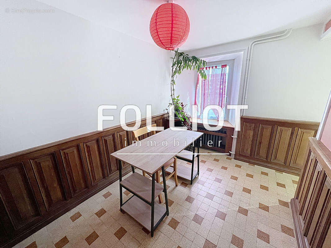 Maison à SAINT-SAUVEUR-LENDELIN