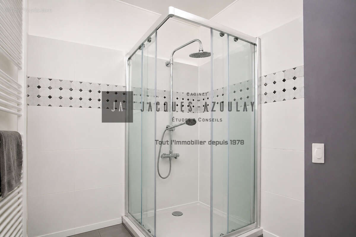 Studio - Place Wagram - photo 8
