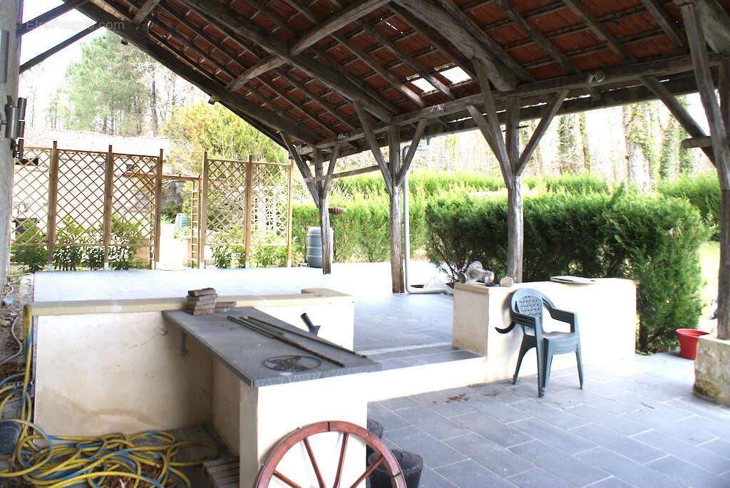 Maison à BAIGNES-SAINTE-RADEGONDE