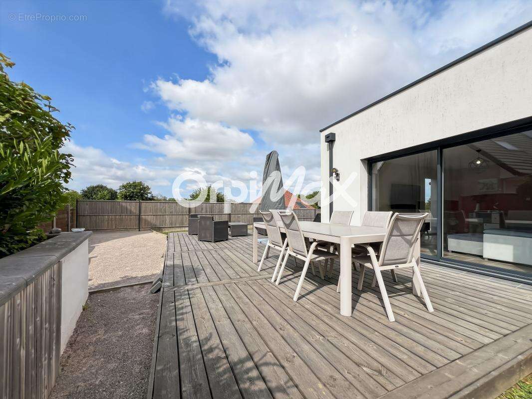Maison À Vendre 176m2 - photo 2