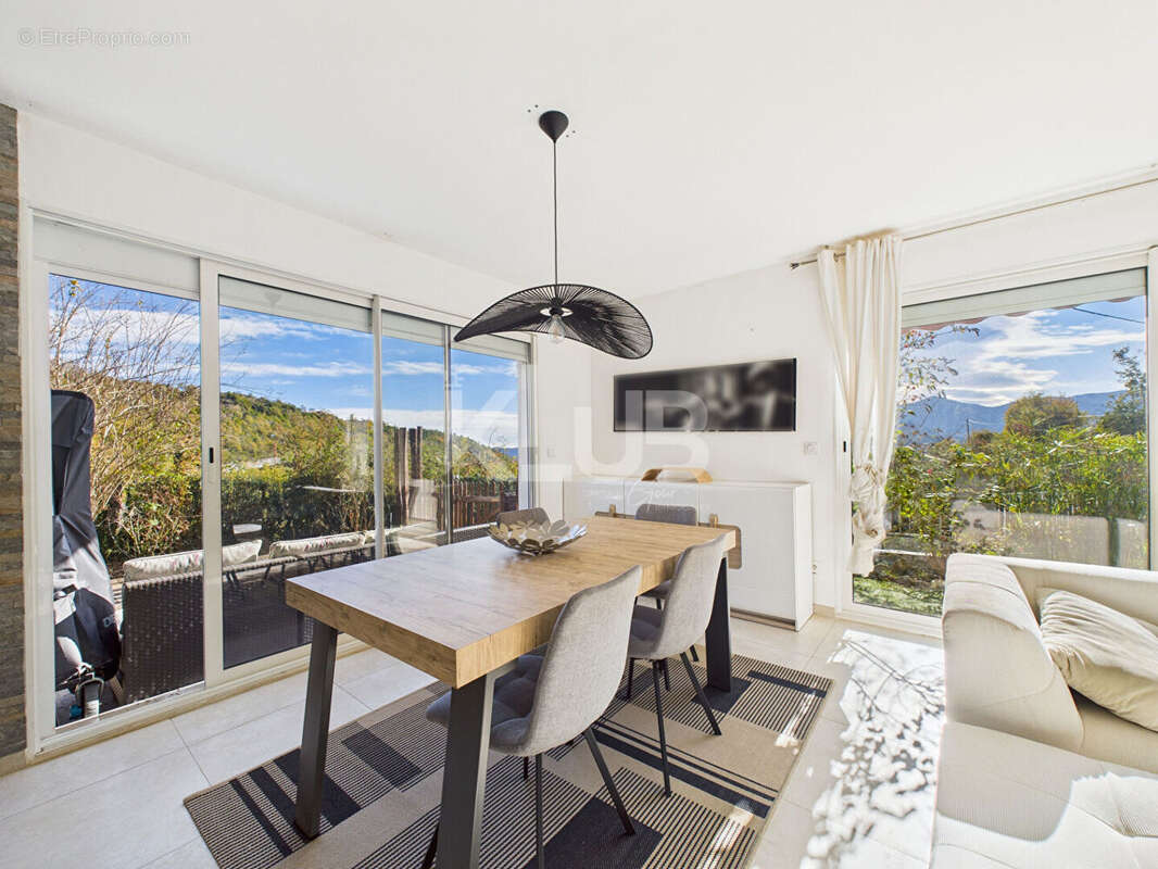 Maison à SANTO-PIETRO-DI-VENACO