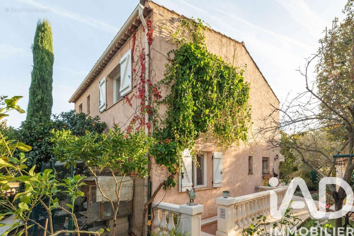 Photo 3 - Maison à ANTIBES