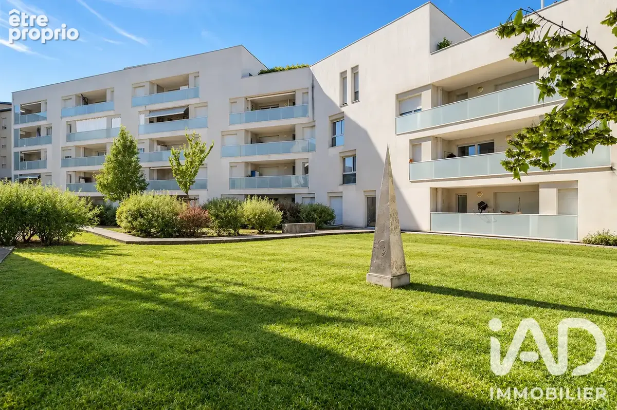 Photo 1 - Appartement à VILLEFRANCHE-SUR-SAONE