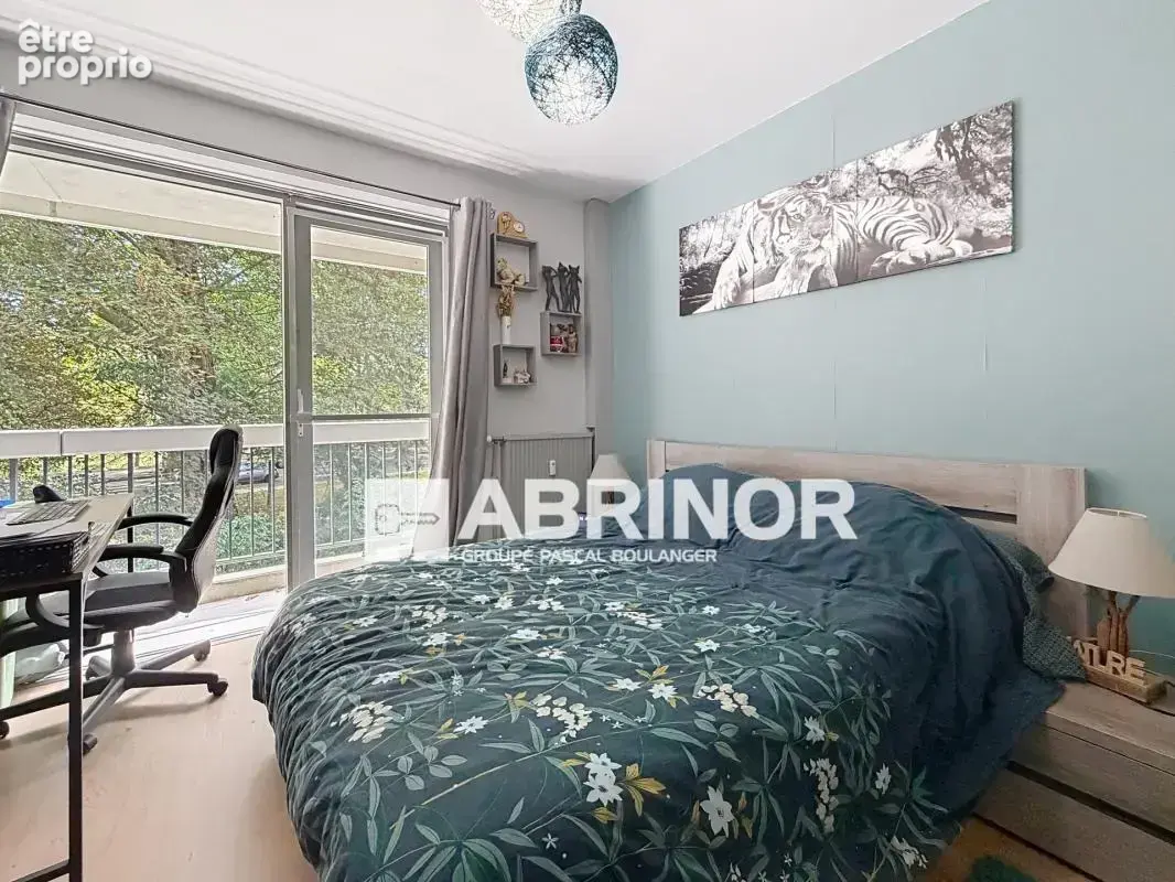 CROIX BARBIEUX - Type 3 de 77.5 m² habitables - Balcon, cave et garage - photo 7