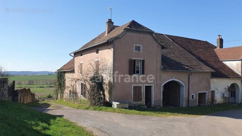 Maison à CHATENOIS