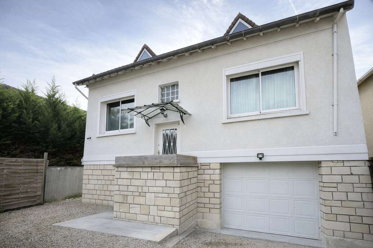 Maison à CLAYE-SOUILLY