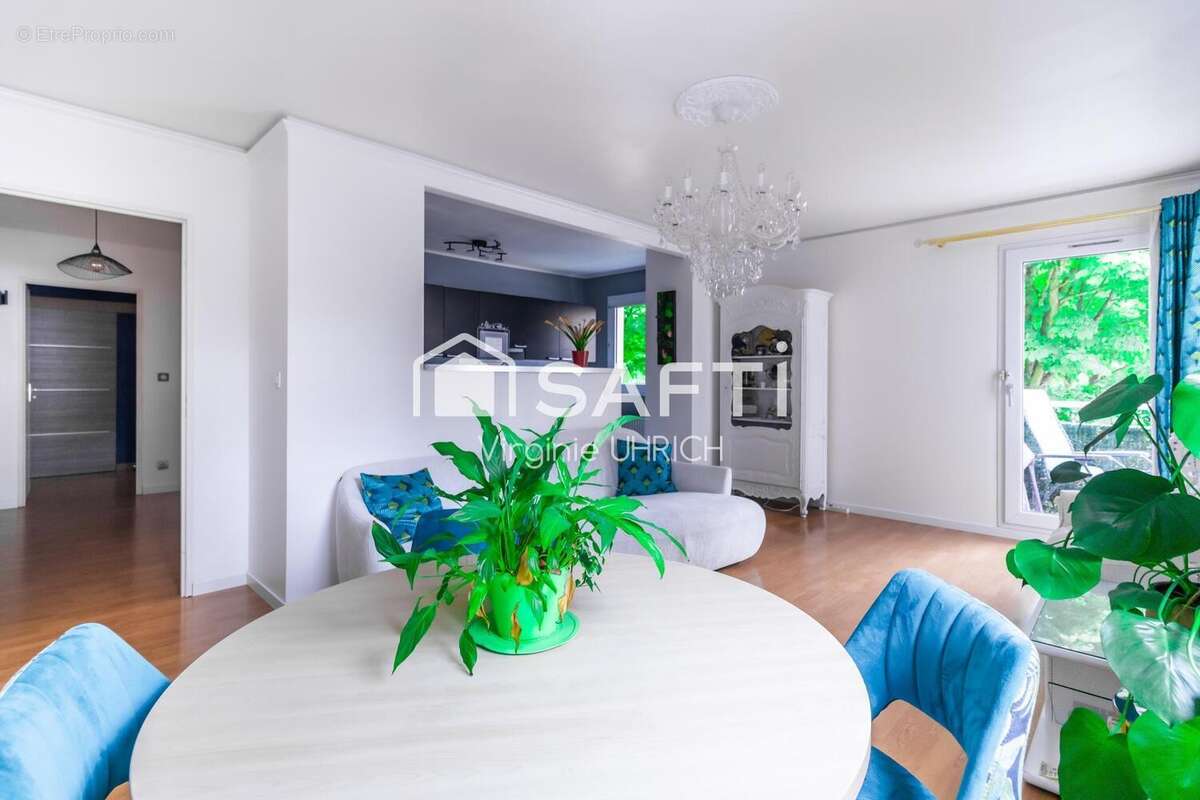 Photo 4 - Appartement à ELANCOURT