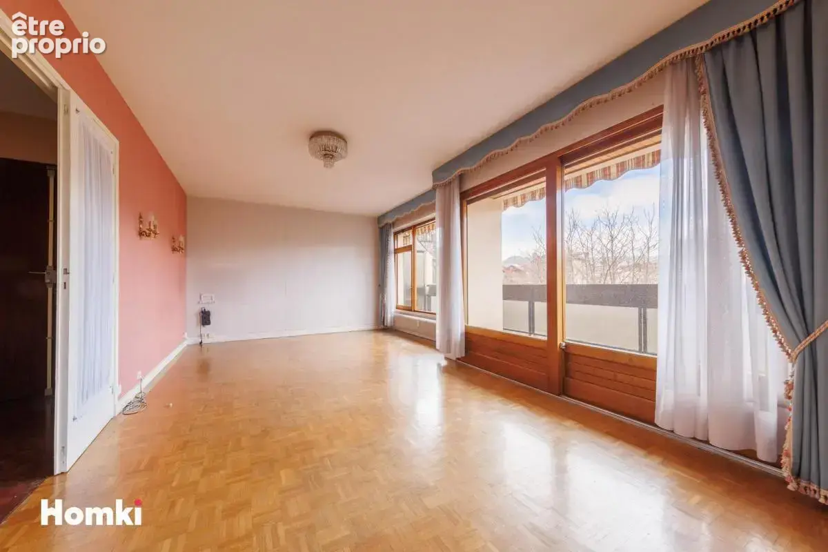 Appartement T3 de 97 m² à Clermont-Ferrand 63000, Rue de Strasbourg - photo 3