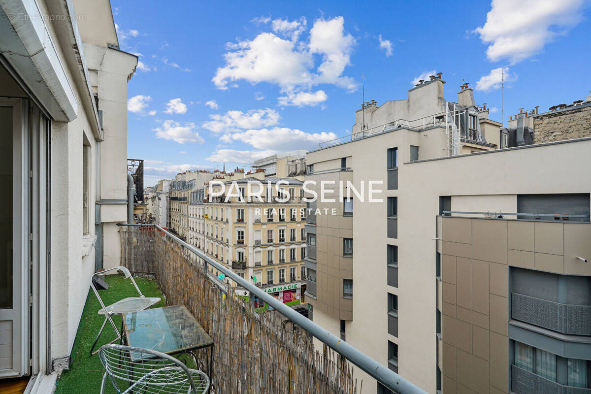 Appartement à PARIS-18E