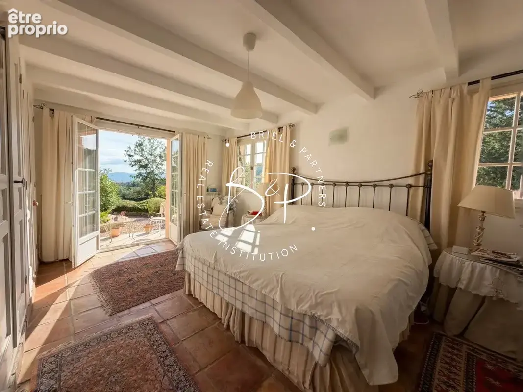Propriété de plain pied en position dominante 4 chambres - photo 12