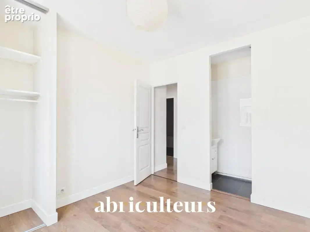 Bordeaux Saint-Genès — T3 traversant de 73 m² en dernier étage, baigné de lumière et sans vis-à-vis - photo 4