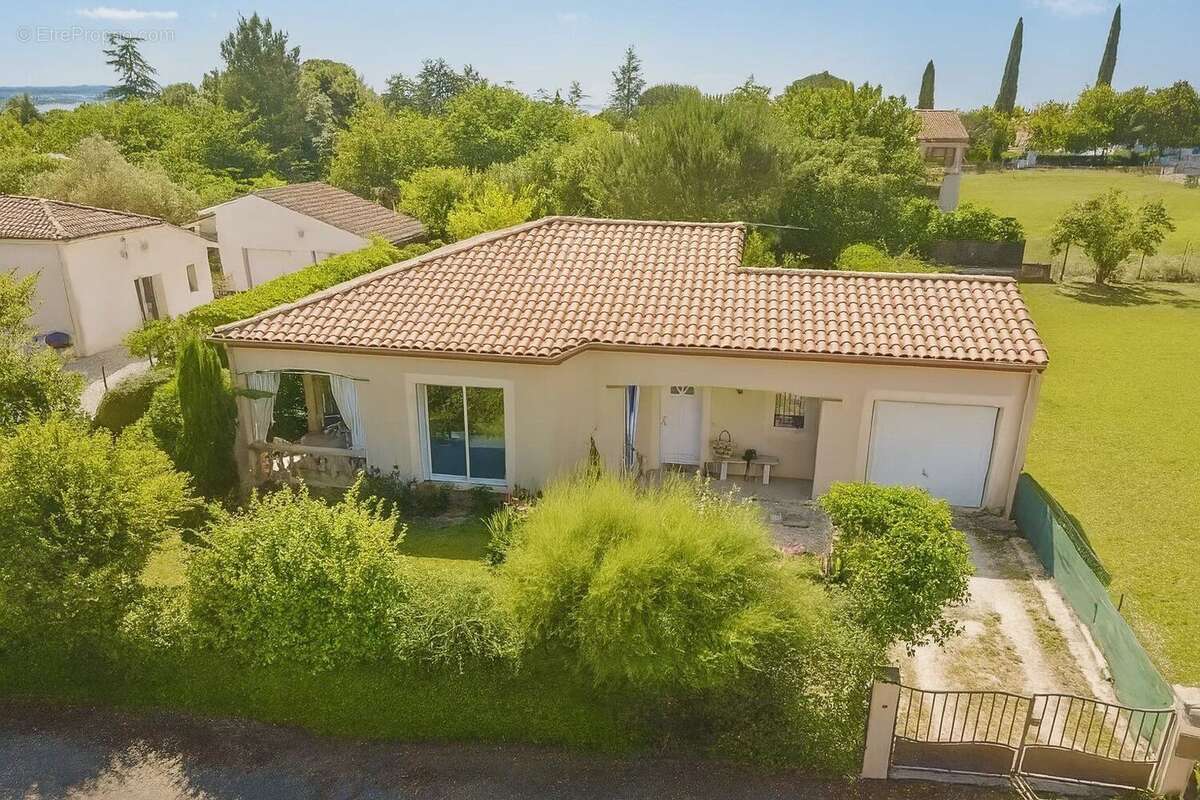 Maison à MONFLANQUIN
