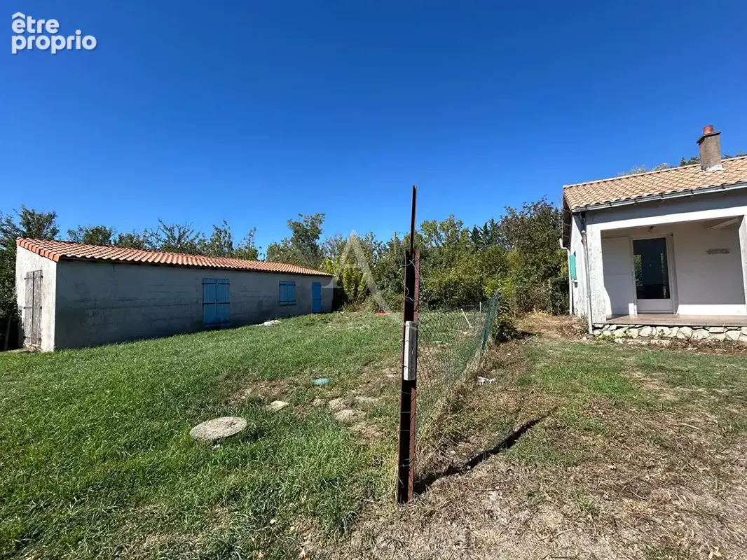 Ensemble immobilier à L'ILE D'ELLE - photo 14