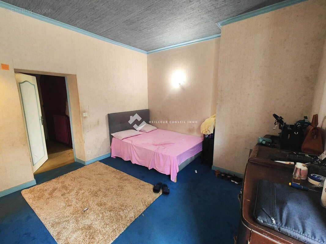 Maison à CAUREL