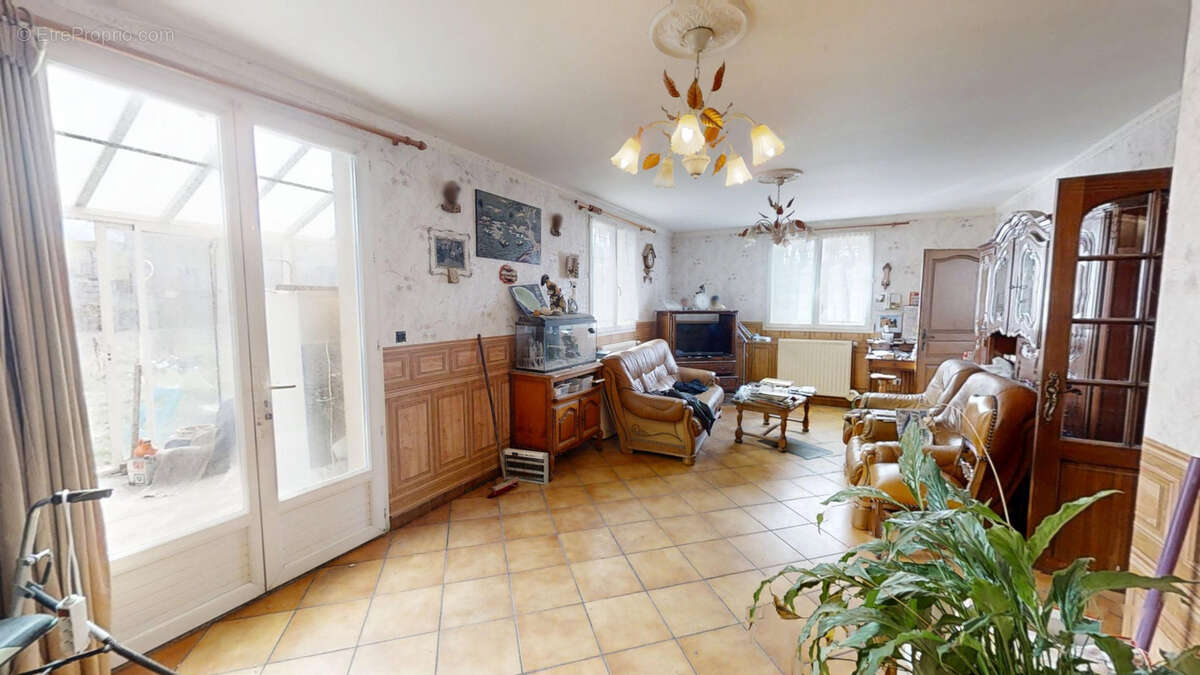 Maison à SAUGUES