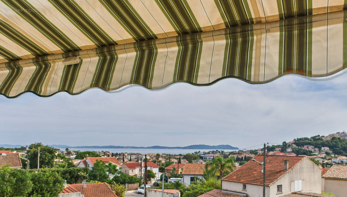 Appartement à CARQUEIRANNE