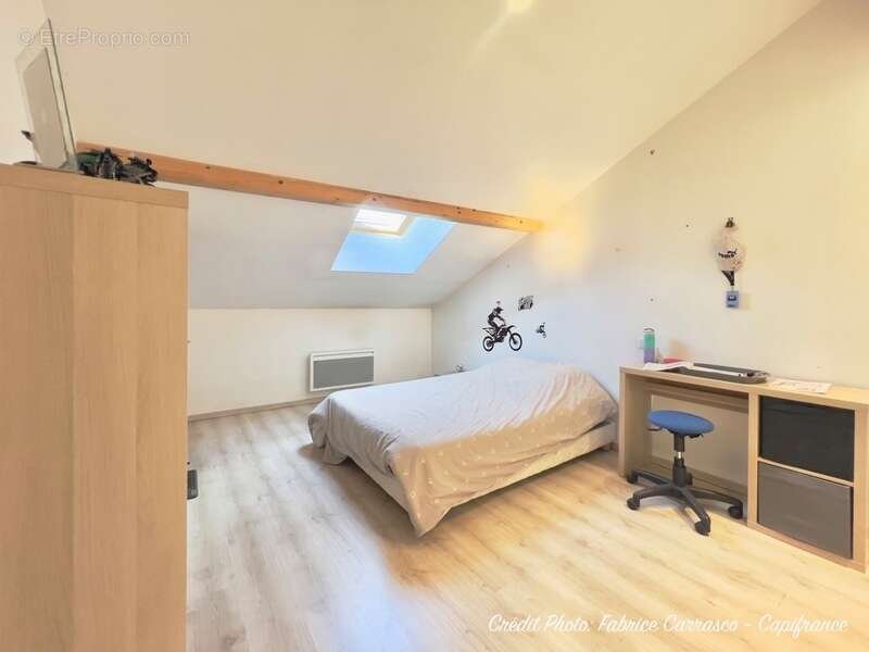 Maison à SAINT-BONNET-PRES-RIOM