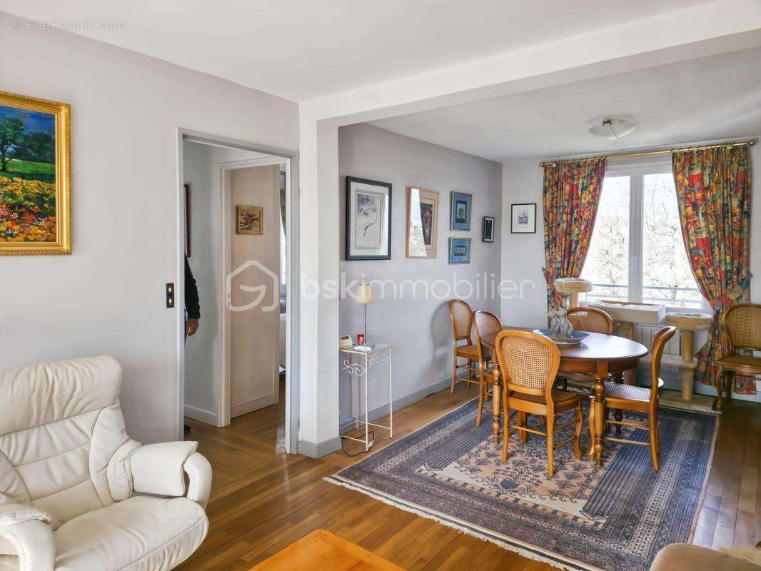 À VENDRE – T2 lumineux avec balcon, potentiel T3, cave et parking - photo 4