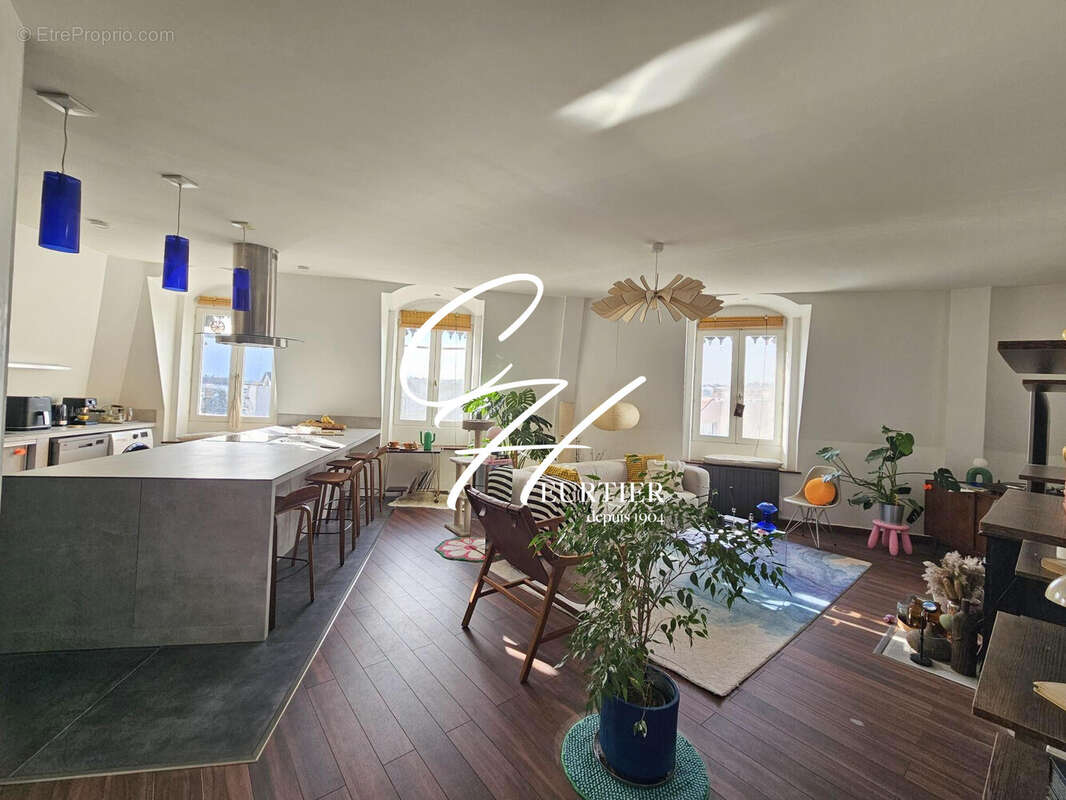 Appartement à VOIRON