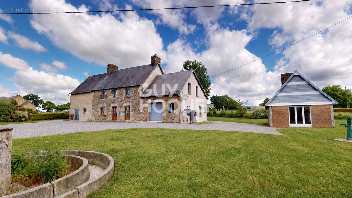 Maison à SAINT-QUENTIN-SUR-LE-HOMME