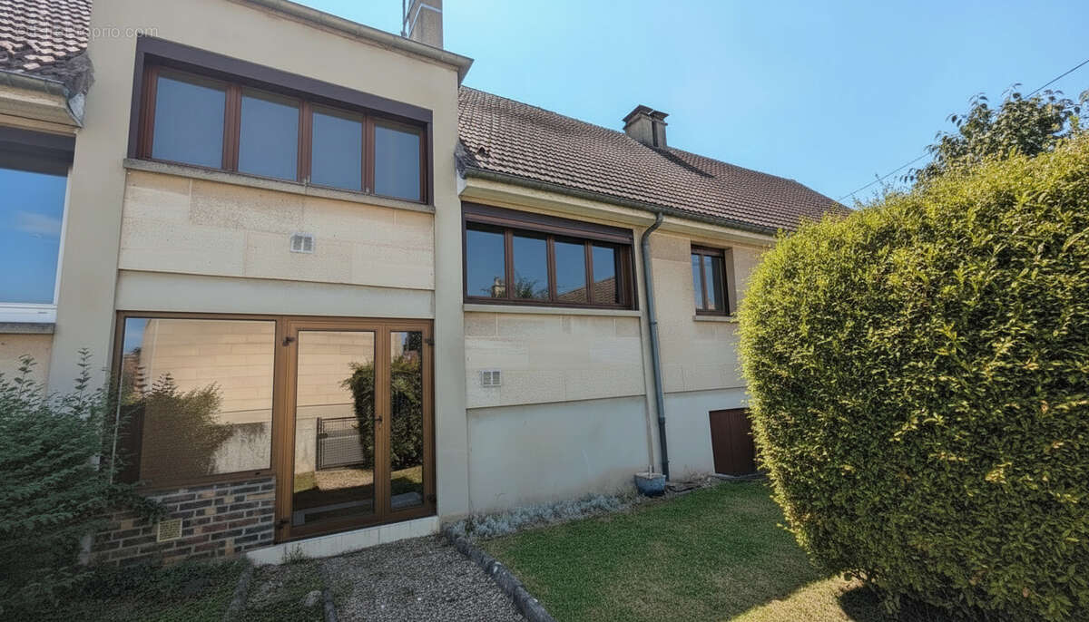 Maison à BEAUVAIS