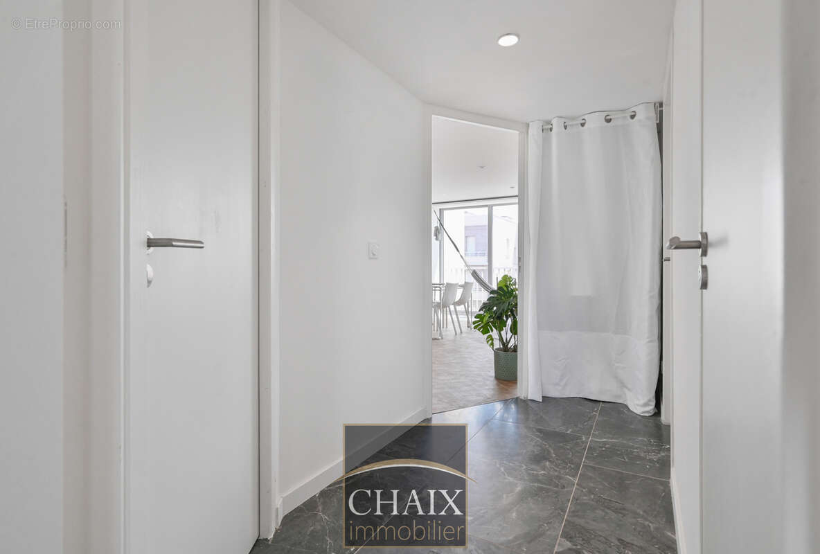 Appartement à MARSEILLE-8E