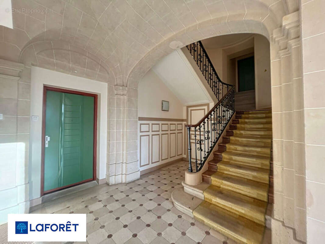 Appartement à SAINT-FARGEAU-PONTHIERRY