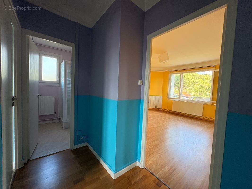 Appartement à DECAZEVILLE