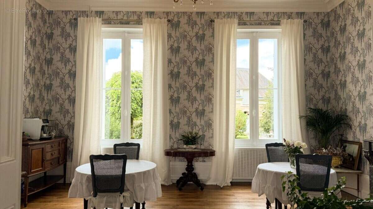 Maison à CHATELLERAULT