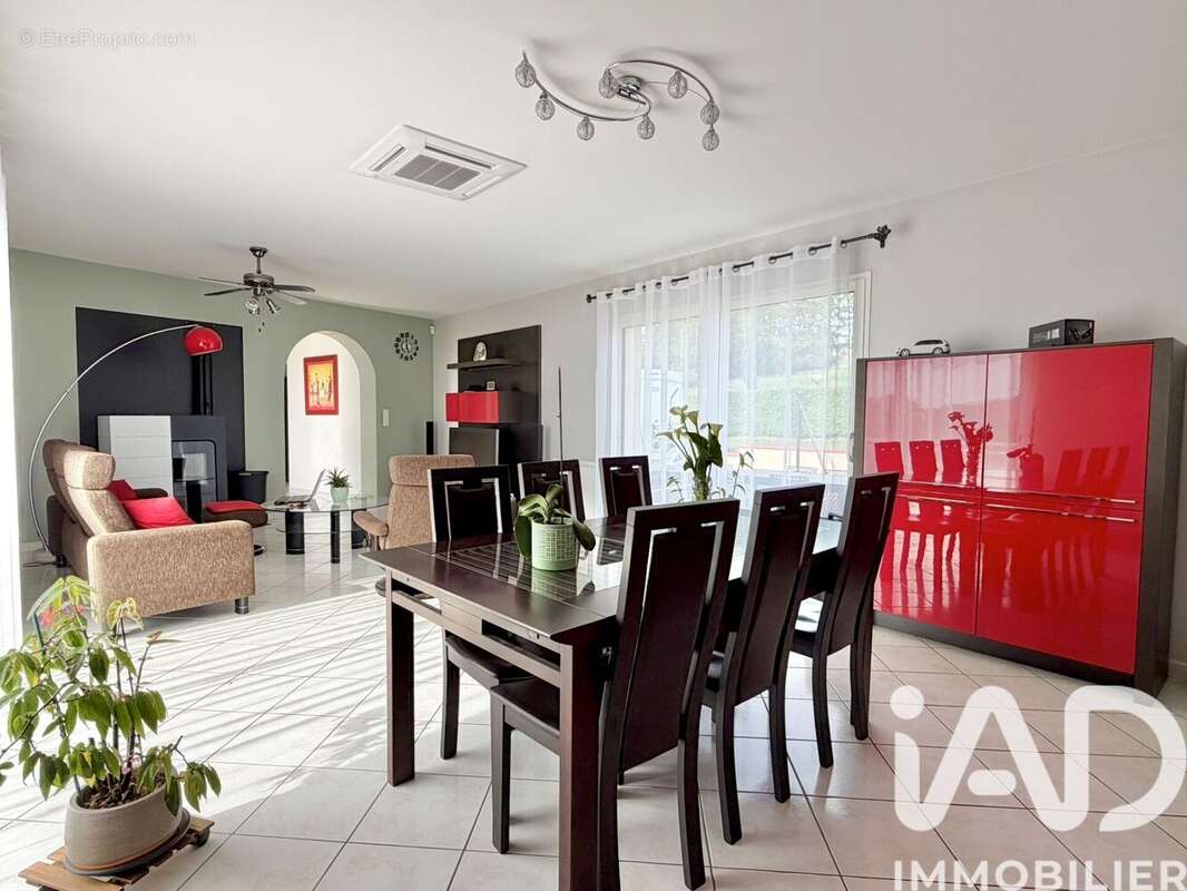 Photo 5 - Maison à MERVENT