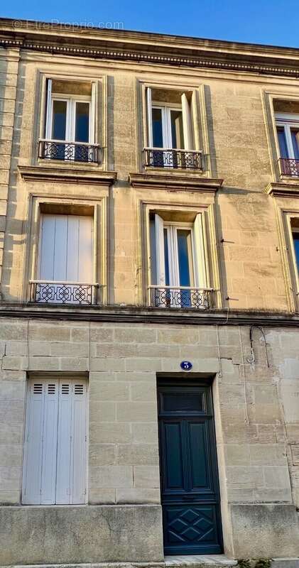 Maison à SAINT-ANDRE-DE-CUBZAC