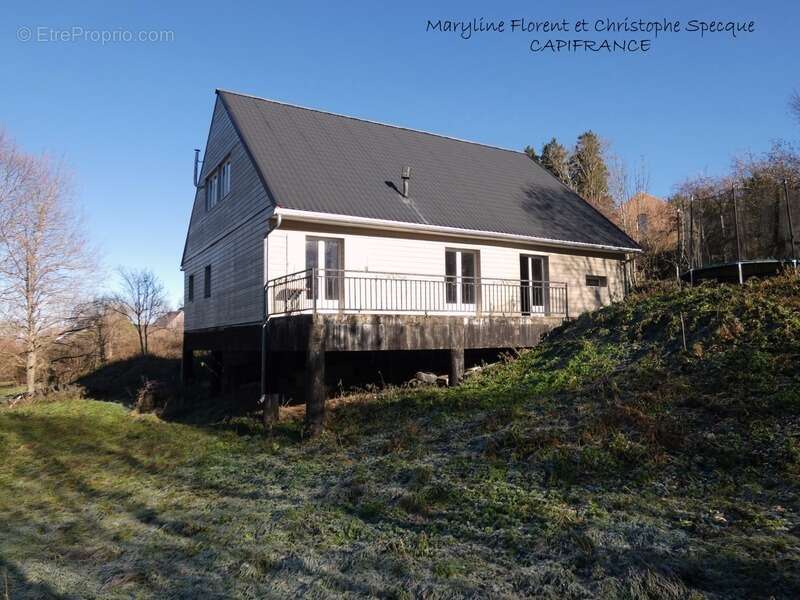 Maison à SAINT-BONNET-PRES-ORCIVAL