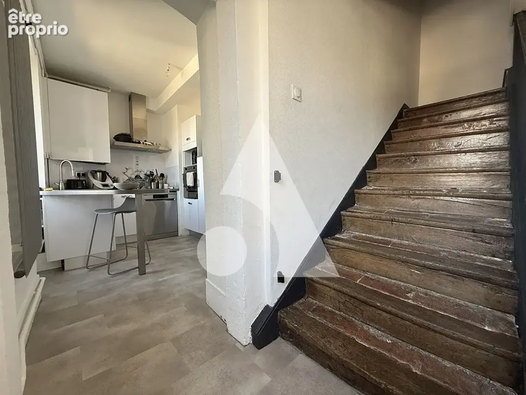 Appartement Lons Le Saunier 3 pièce(s) 98 m2 - photo 5