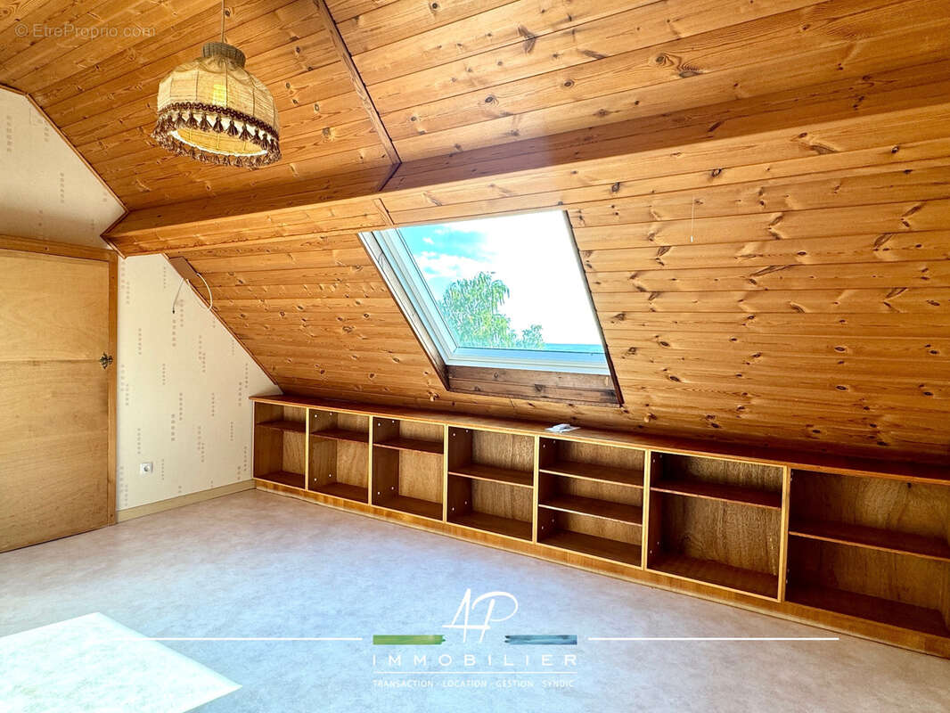 Maison à BELLENEUVE