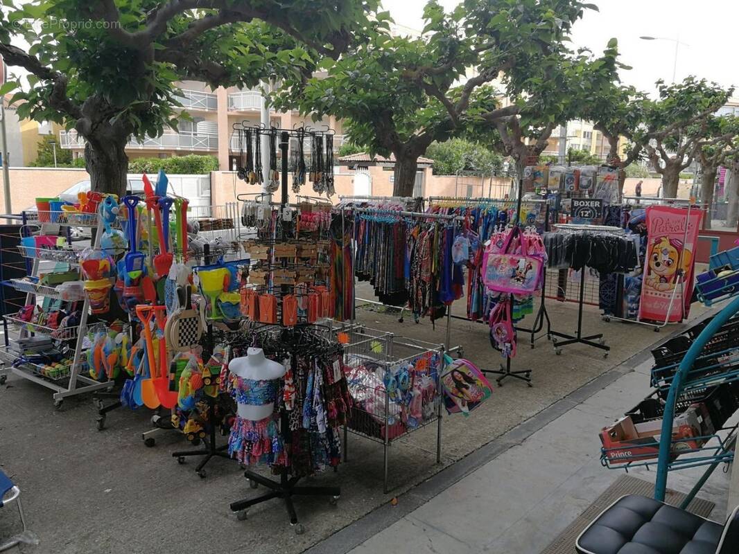 Commerce à VALRAS-PLAGE