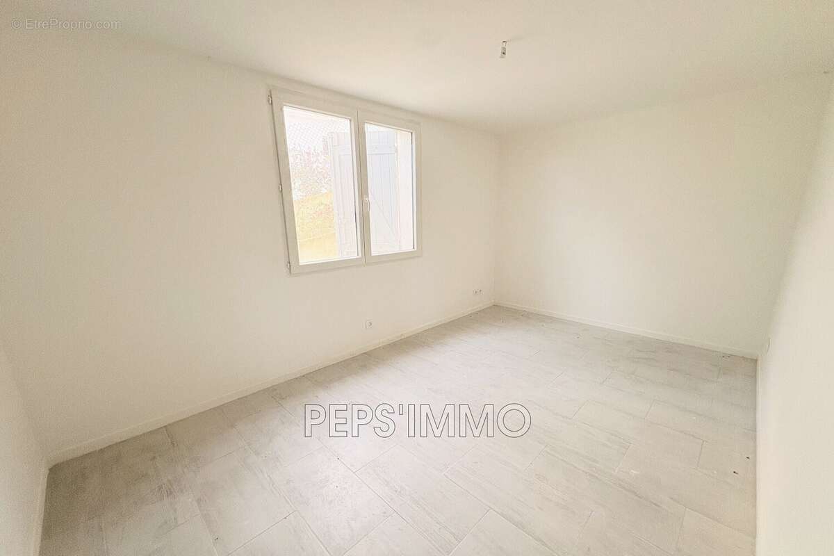 Maison à ENSUES-LA-REDONNE