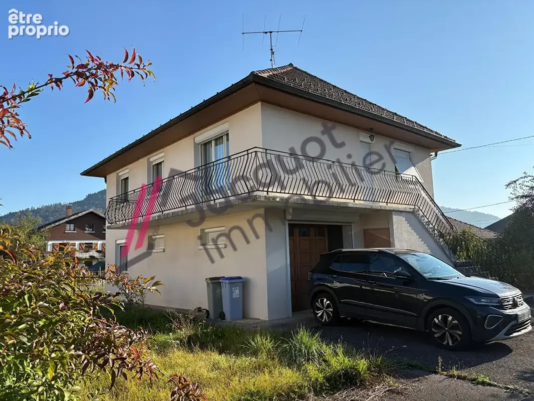 Maison 6 pièces 102 m² à vendre à Champagnole (39300) - photo 1