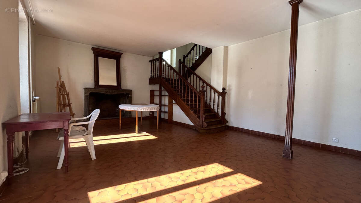 Maison à MOISSAT