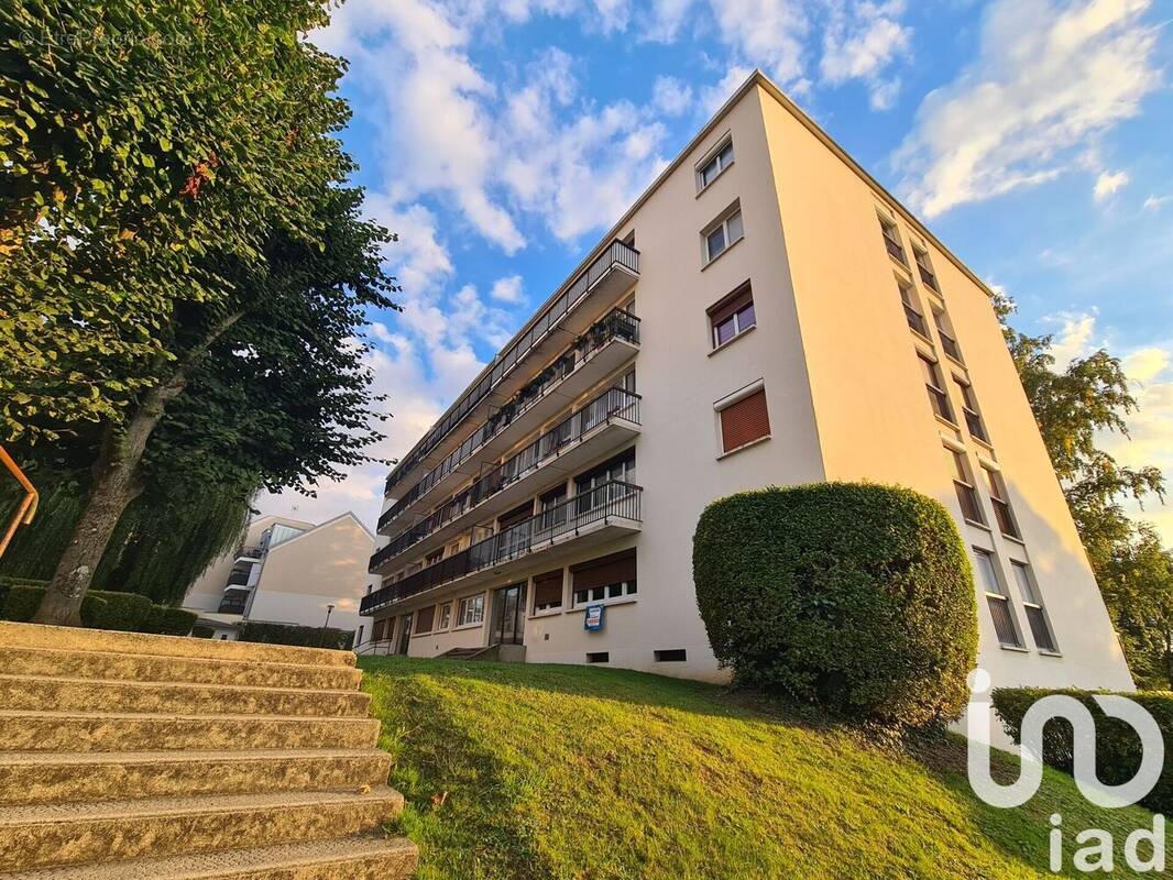 Photo 1 - Appartement à MENNECY