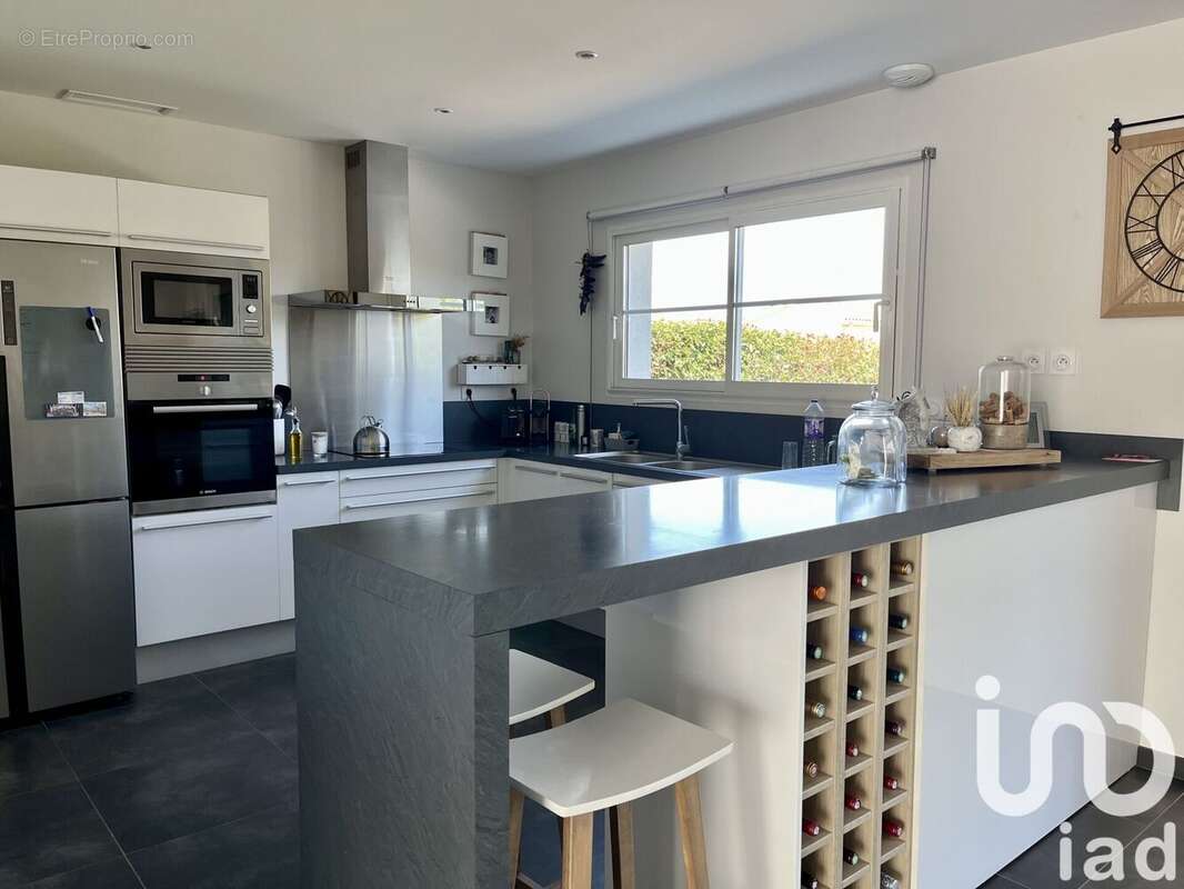 Photo 8 - Maison à ROAILLAN