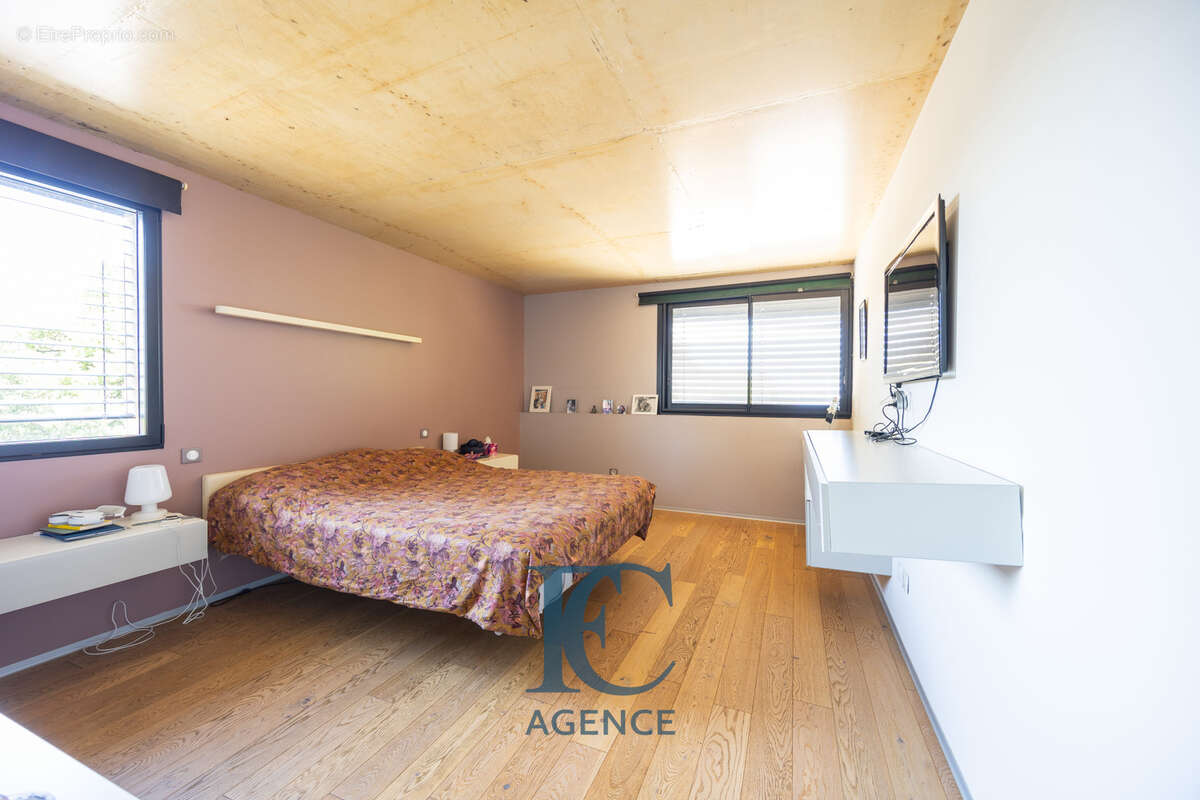 Loft d'architecte de 224 m2 avec vue mer - photo 6