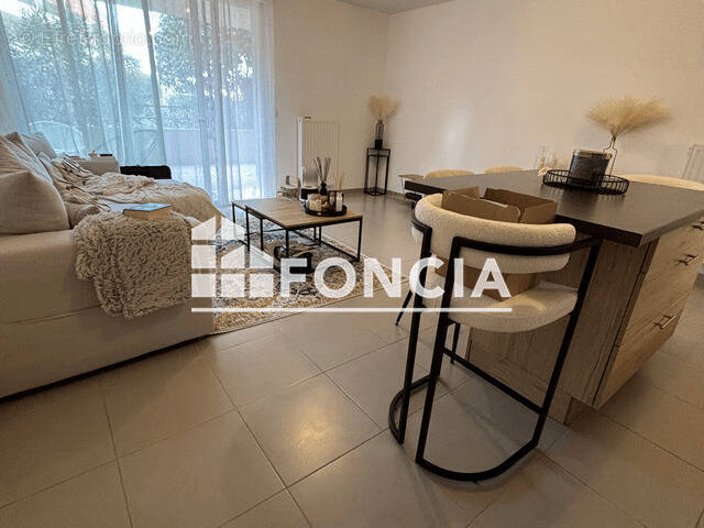 Appartement à HYERES