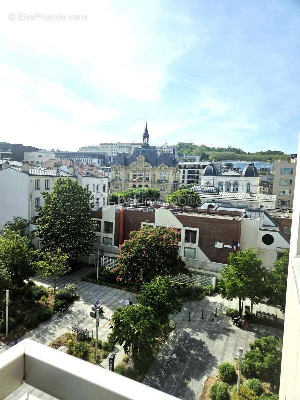 Appartement à SURESNES