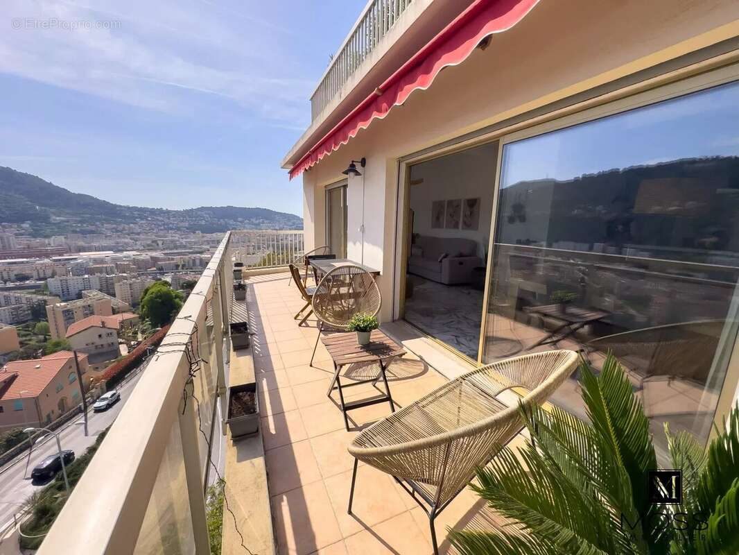 Appartement à NICE