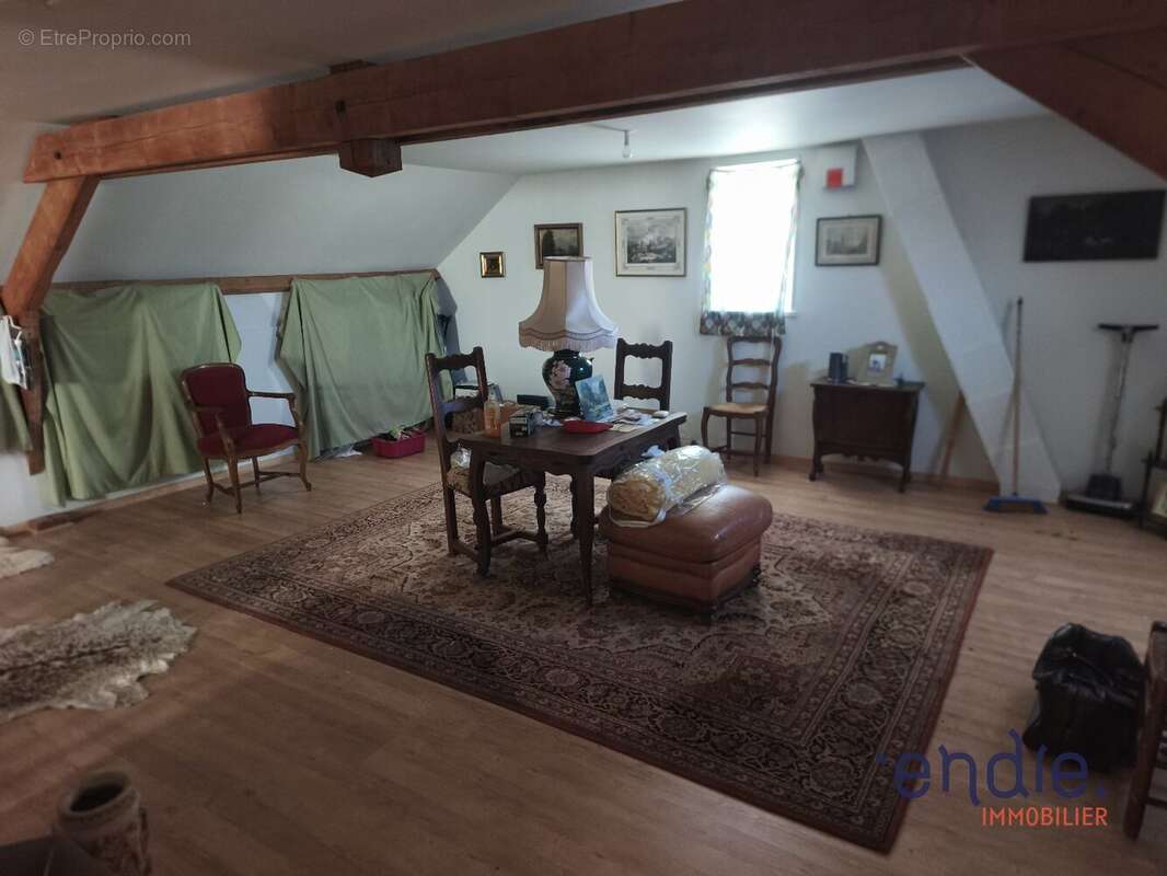 Maison à COSNE-D'ALLIER