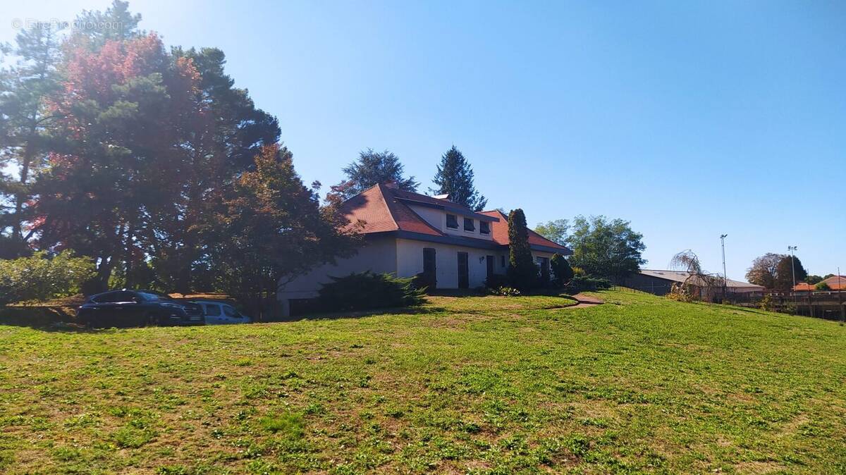 Maison à HAGETMAU
